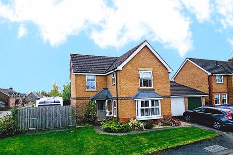 3 bedroom detached house for sale - Malvern Place, Hereford HR1
