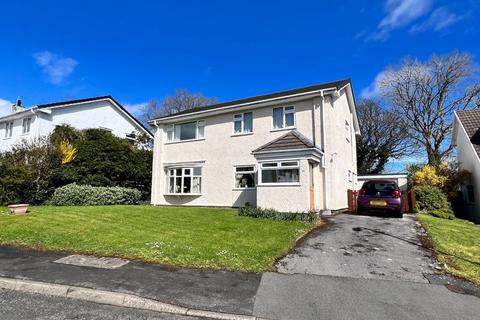 4 bedroom detached house for sale, Llandegfan, Isle of Anglesey