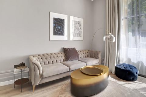 undefined, 5 Queen's Gardens, London W2