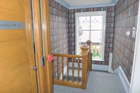 Property to rent, Conservation House, Bromley Cross, Bolton