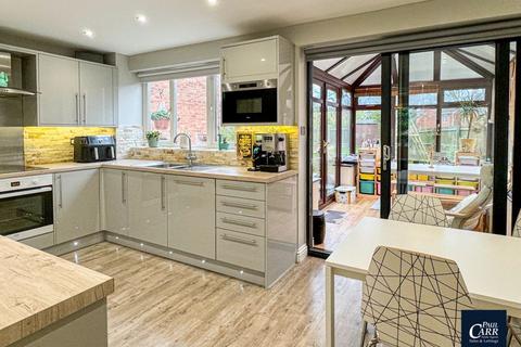 29 Falcon Close, Walsall, WS6 7LJ