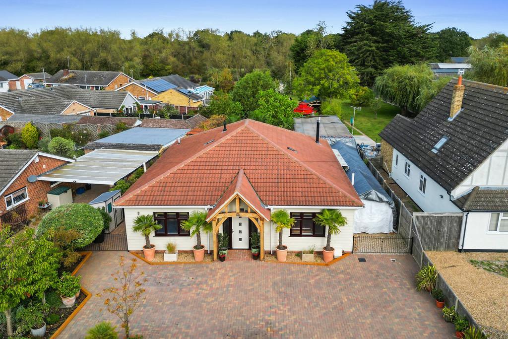Tolleshunt Knights, Maldon 3 bed detached bungalow for sale £650,000