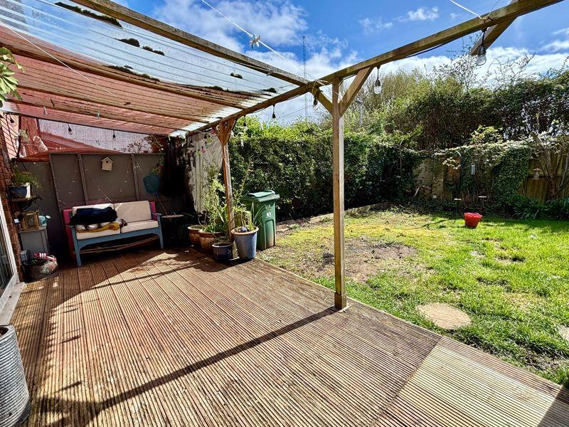 Decking and Garden