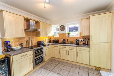 50 Strode Road, Clevedon, BS21 6QE