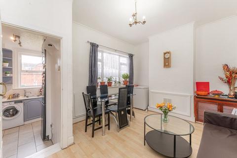 23 Tintern Road, London, N22 5LU