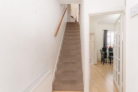 23 Tintern Road, London, N22 5LU