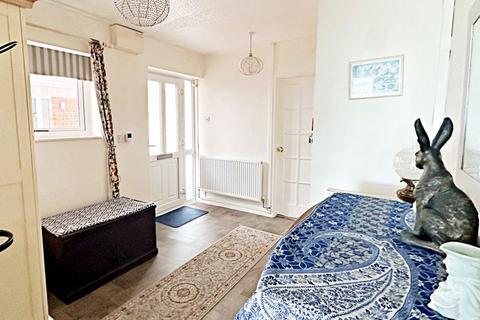 75 Beech Avenue, Drakes Broughton, Pershore, WR10 2BJ