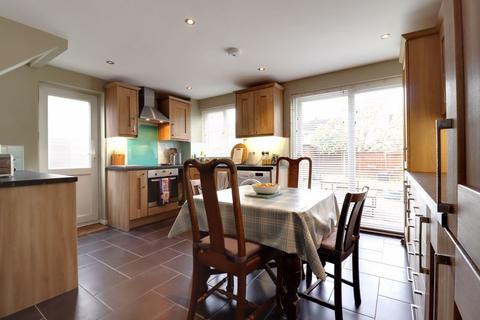 3 bedroom semi-detached house for sale, Inglemere Drive, Stafford ST17