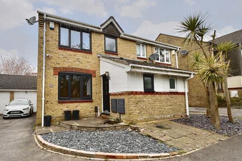 3 bedroom semi-detached house for sale, Lake Road, Poole BH15