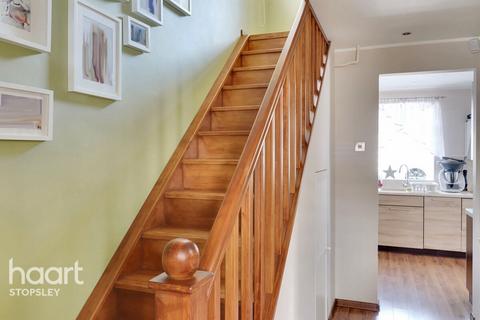 33 Burnham Road, Luton, LU2 9EP