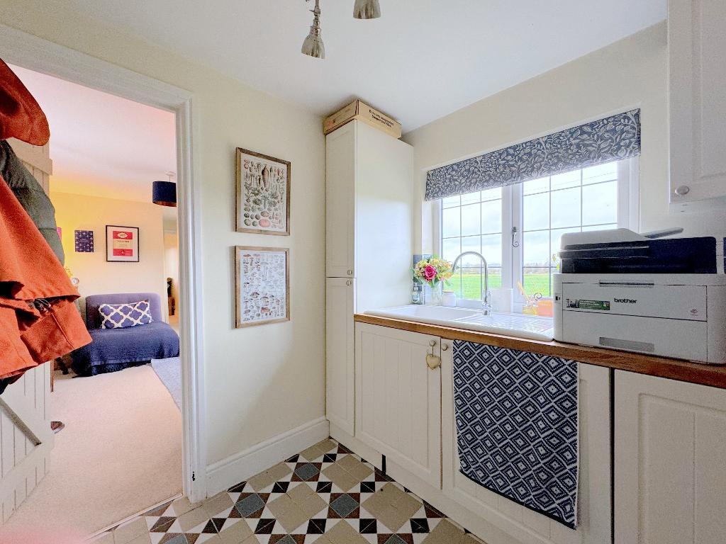 Utility / annex kitchen