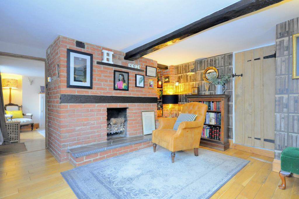 Snug / drawing room