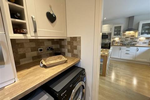 83c Breck Lane, Dinnington, Sheffield, S25 2LJ