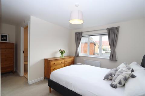 4 bedroom house for sale, Salmons Yard, Newport Pagnell, Buckinghamshire, MK16