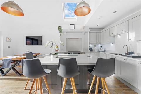 3 bedroom semi-detached house for sale, Sharpenhoe Road, Streatley