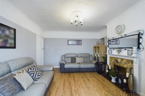 4 bedroom semi-detached house for sale, Old Farleigh Road, Selsdon, Sth Croydon, Surrey