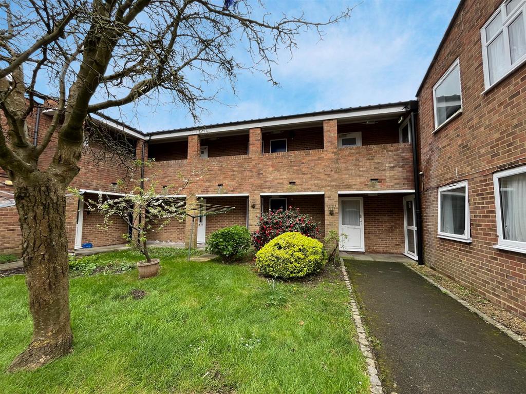 Paynton Road, St. LeonardsOnSea TN37 1 bed property £775 pcm (£179 pw)