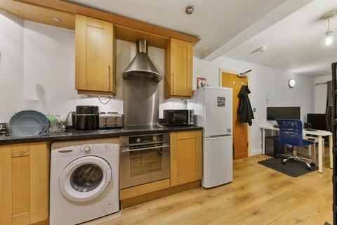 1 bedroom flat for sale, Station Road, Kettering NN15