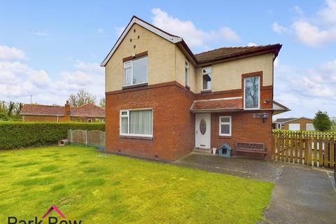 3 bedroom detached house for sale, Bishopdyke Road, Sherburn In Elmet, Leeds