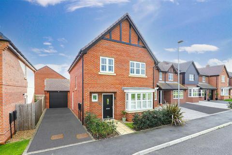 4 bedroom detached house for sale, Seaton Way, Mapperley NG3