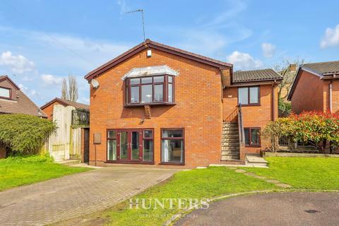 5 bedroom detached house for sale, Davids Farm Close, Middleton M24