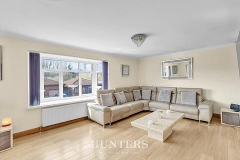 7 Davids Farm Close, Middleton, Manchester, M24 2DF