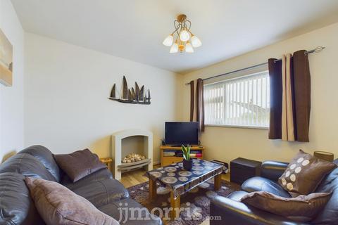 undefined, Dolwerdd Estate, Penparc, Cardigan