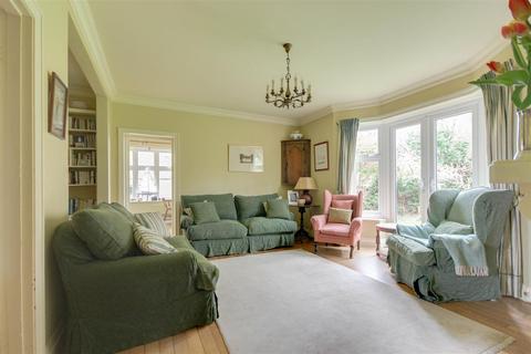 75 Station Road, Burnham-on-crouch, CM0 8HR