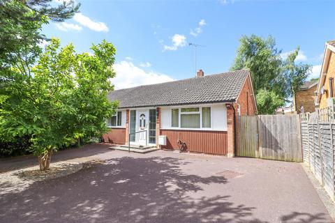 39 Beaufort Road, Church Crookham, Fleet, GU52 6AU