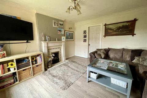 3 bedroom semi-detached house for sale, Snailsden Way, Staincross S75 6EE