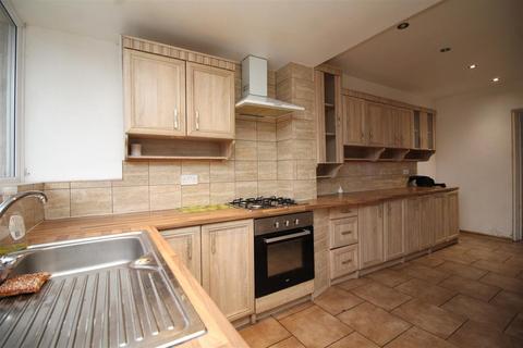 3 bedroom terraced house for sale, Willesden Avenue, Peterborough