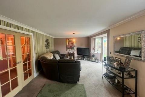 4 bedroom detached house for sale, New Close Road, Shipley
