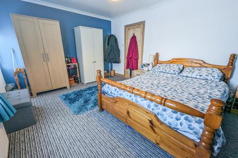 70 Weldon Road, Corby, NN17 5UE