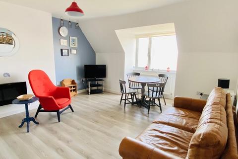 2 bedroom flat for sale, Headland View, Hornsea