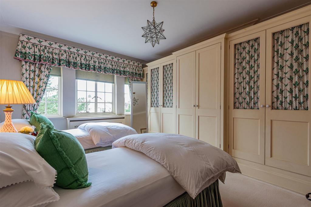 122 Cyncoed road-3.jpg