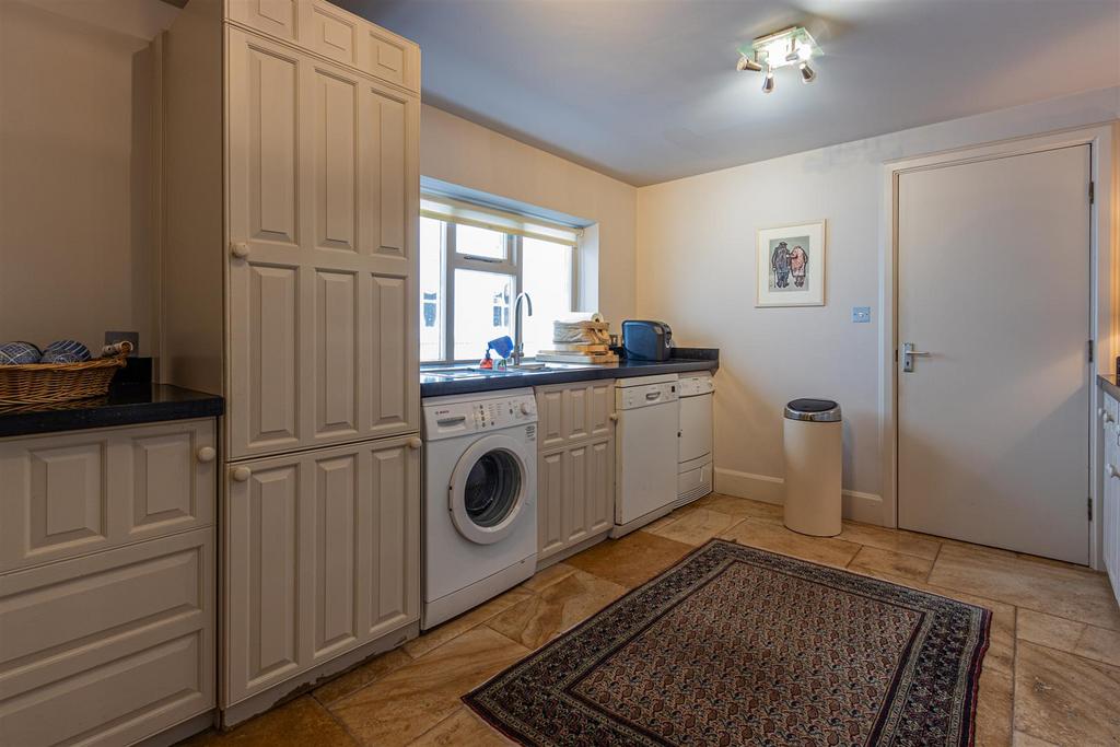 122 Cyncoed road-39.jpg