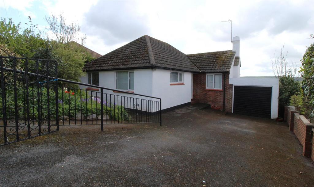 Higher Westonfields, Totnes 2 bed bungalow £1,050 pcm (£242 pw)