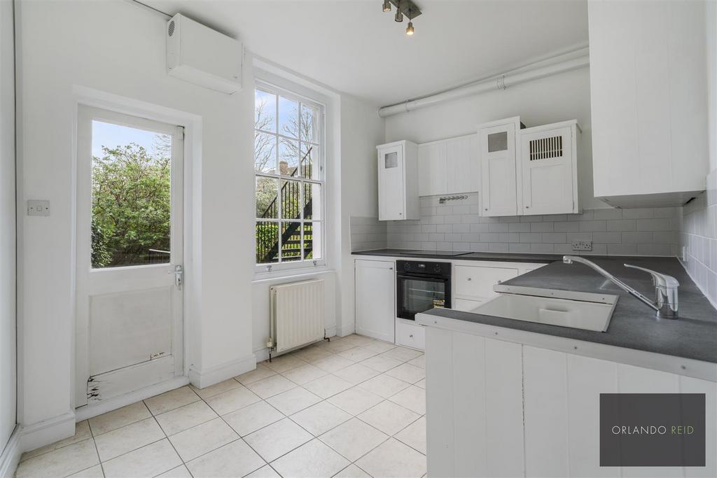 25 Pentonville Road N1 9 LP-17.jpg