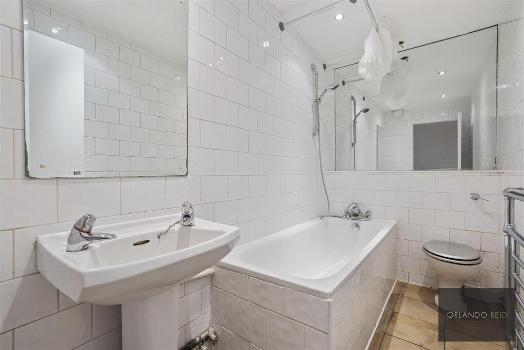 25 Pentonville Road N1 9 LP-4.jpg