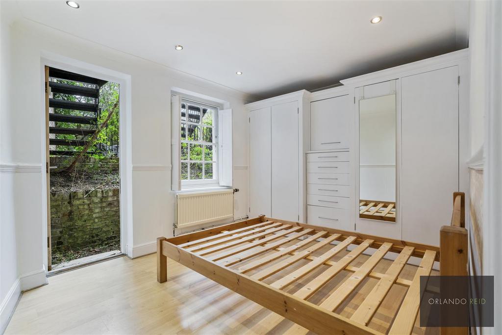 25 Pentonville Road N1 9 LP-8.jpg