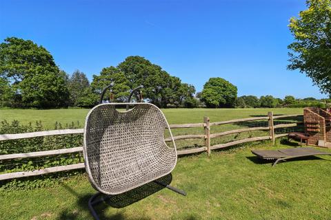 4 bedroom semi-detached house for sale, Church Lane, Hellingly, Hailsham