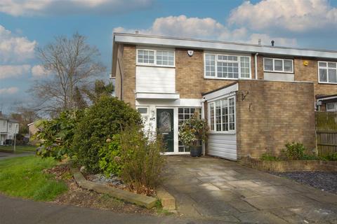 3 bedroom end of terrace house for sale, Beams Way, Billericay CM11