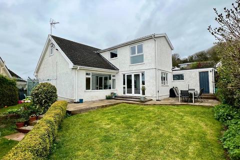 4 bedroom detached house for sale, Willow Close, Newton, Porthcawl, CF36 5AB