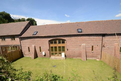 4 bedroom barn conversion for sale, Stourport Road, DY12 1PY