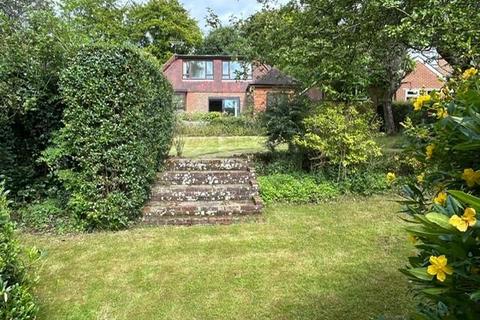 4 bedroom detached house for sale, Main Road, Westerham Hill TN16