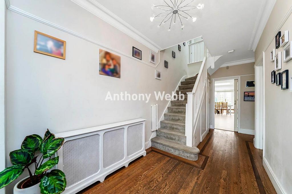 Morton Way, Southgate, N14 5 bed semidetached house for sale £1,100,000