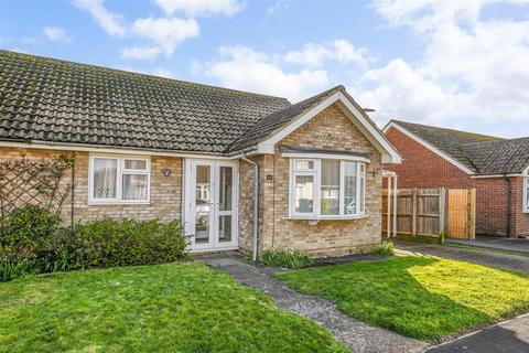 2 bedroom semi-detached bungalow for sale - Harrow Drive, West Wittering, Chichester