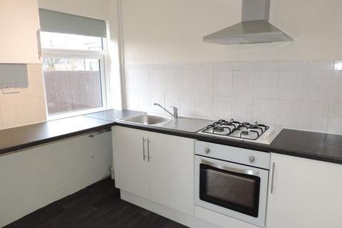 3 bedroom terraced house to rent, Fengate, Peterborough, PE1 5BH