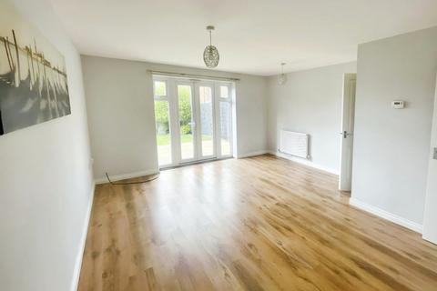 3 bedroom house to rent, Heol Tre Dwr, Waterton, Bridgend, CF31 3AJ