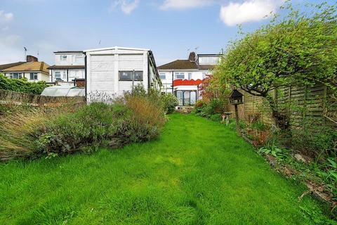 26 Vernon Drive, Stanmore, HA7 2BT